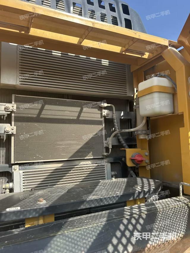 散热器正面（大件舱室）