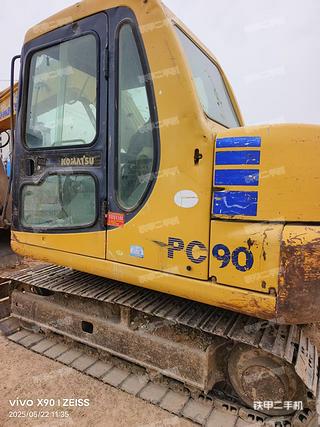 小松PC60-7挖掘机实拍图片