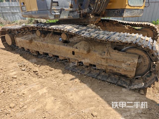 徐工XE270DK挖掘机的设备实拍-第3张实拍照片