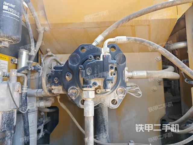 液压泵斜45 右(大件舱室) 液压泵斜45 右(大件舱室)