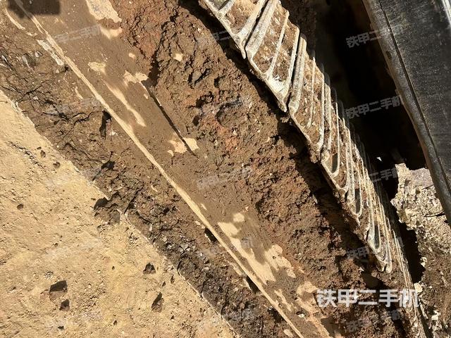 右侧履带整体（行走机构）