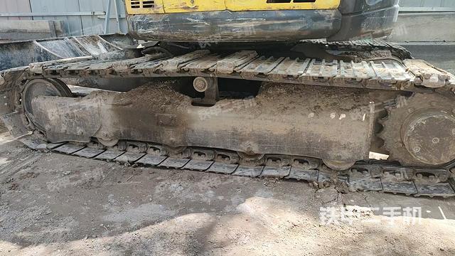 单侧履带整体（整机外观）