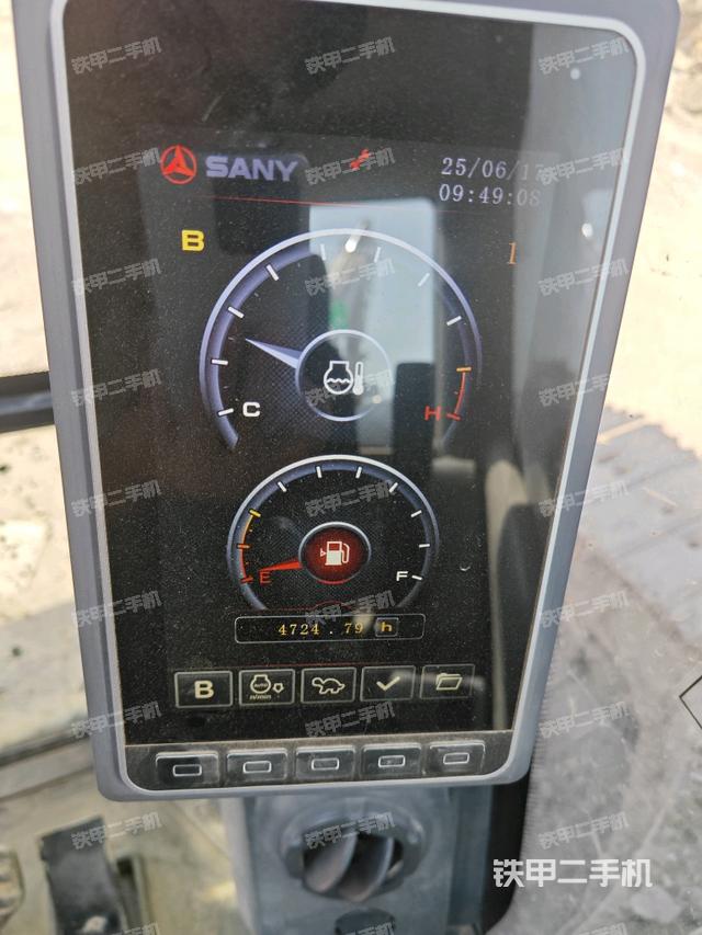 小时表(驾驶室部分) 小时表(驾驶室部分)