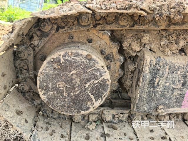 右驅(qū)動輪(行走機(jī)構(gòu)) 右驅(qū)動輪(行走機(jī)構(gòu))