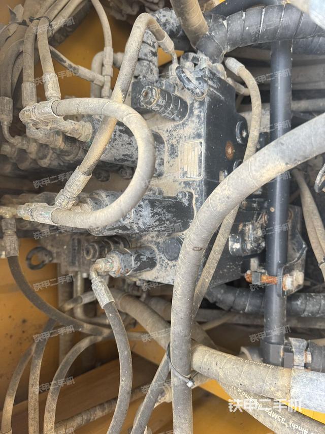 分配閥（上車部件）