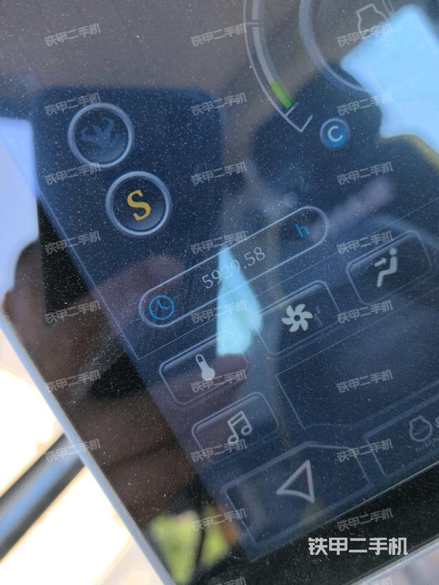 小时表(驾驶室部分) 小时表(驾驶室部分)