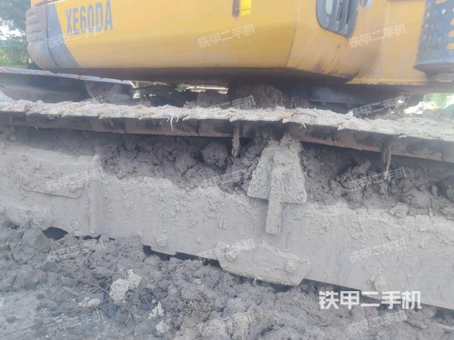 右托链轮+链筋(行走机构) 右托链轮+链筋(行走机构)