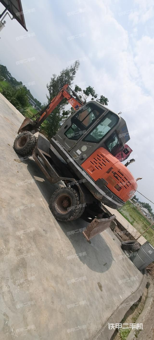 单侧履带整体（整机外观）