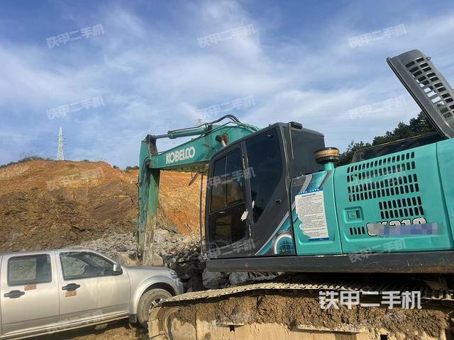 神鋼SK210LC-10挖掘機(jī)