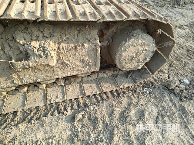 左導(dǎo)向輪（行走機(jī)構(gòu)）