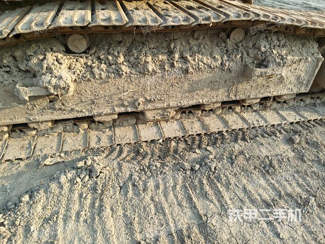 右側(cè)行走馬達(dá)蓋板（行走機(jī)構(gòu)）