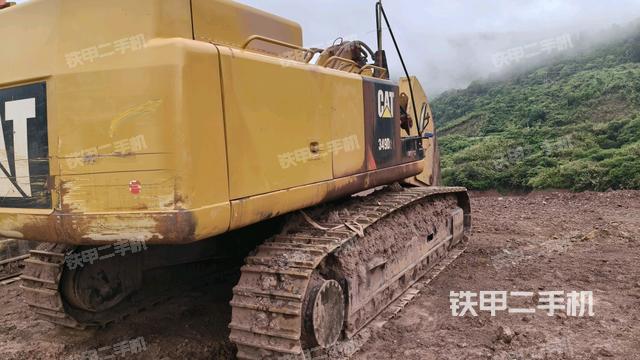 整机右后45°(整机外观) 整机右后45°(整机外观)