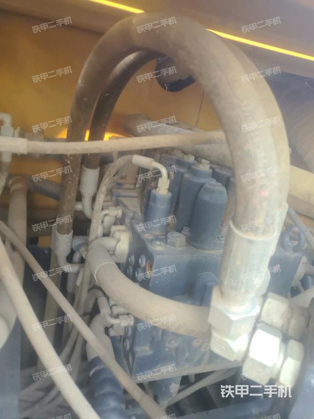 分配阀(上车部件) 分配阀(上车部件)