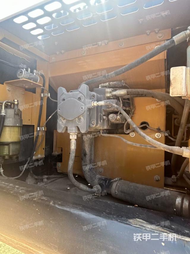 液压泵室（大件舱室）