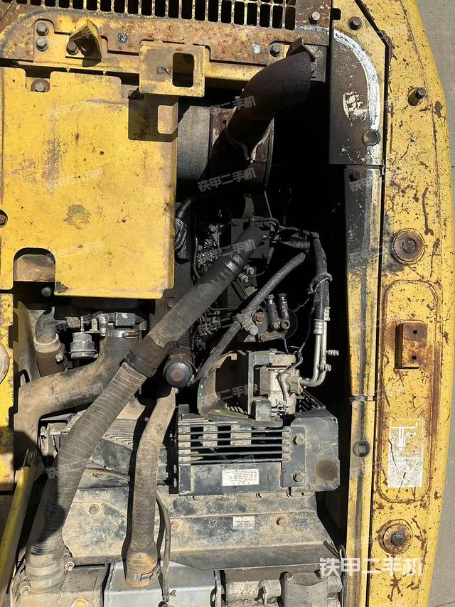 发动机整体俯视(整机外观) 发动机整体俯视(整机外观)