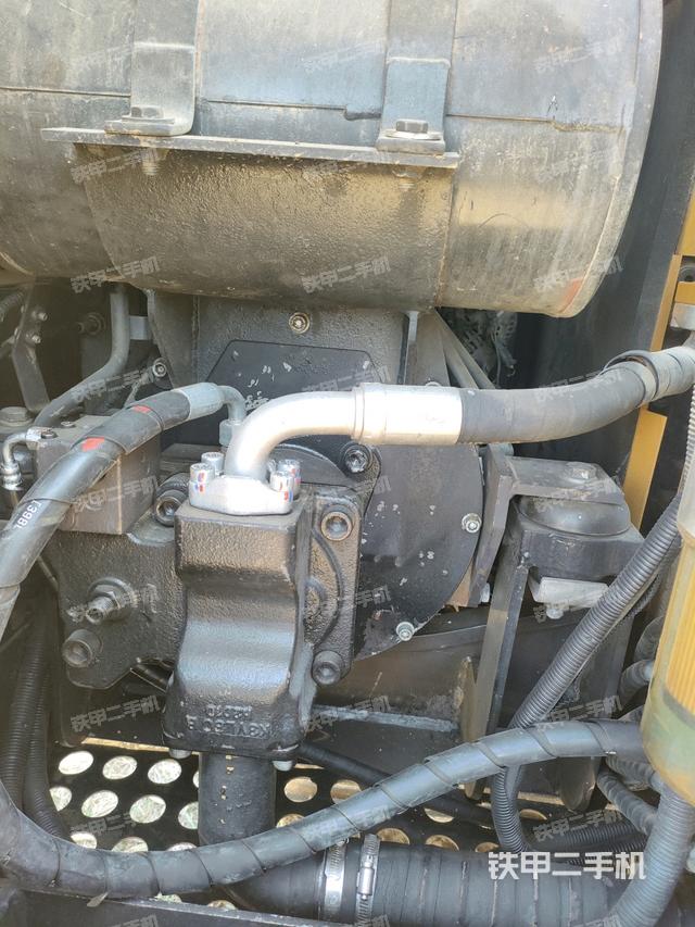 液壓泵室（大件艙室）