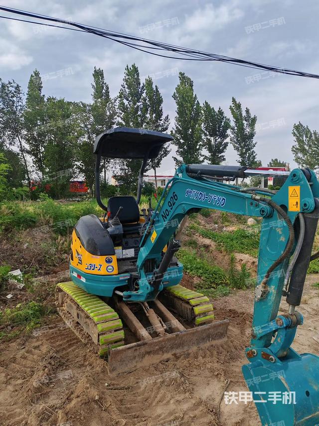 駕駛室整體（整機(jī)外觀）