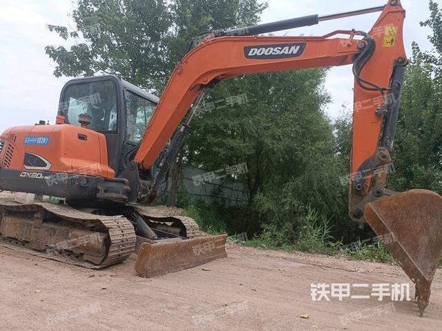 右前45(整机外观) 右前45(整机外观)