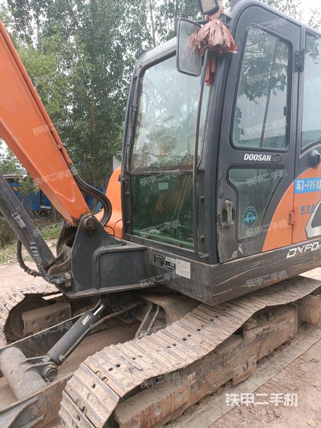 大臂根部 斜(工作和回转装置) 大臂根部 斜(工作和回转装置)