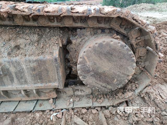 左驱动轮(行走机构) 左驱动轮(行走机构)