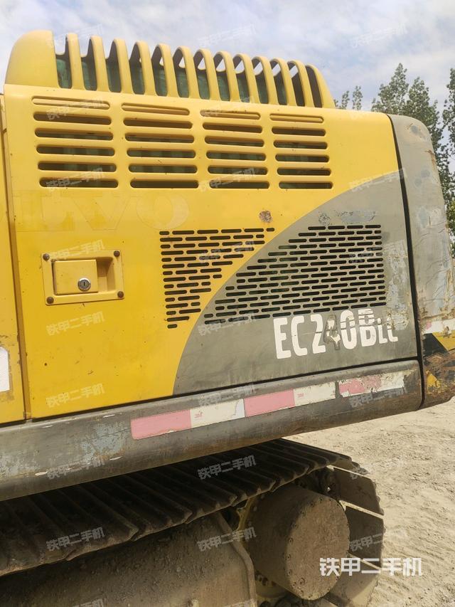 散热器正面(大件舱室) 散热器正面(大件舱室)