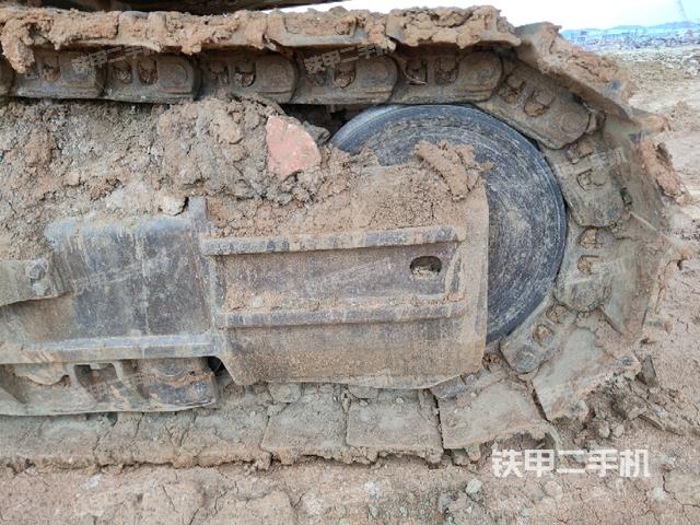 右侧行走马达盖板(行走机构) 右侧行走马达盖板(行走机构)