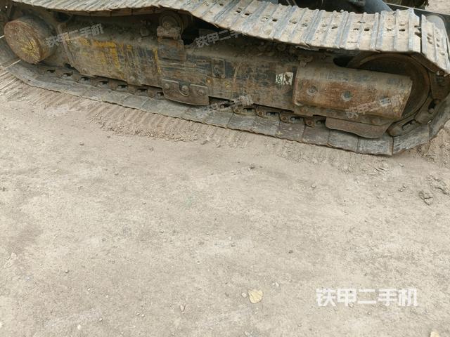 右侧履带整体 (行走机构) 右侧履带整体 (行走机构)