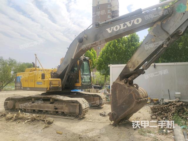 右前45(整机外观) 右前45(整机外观)