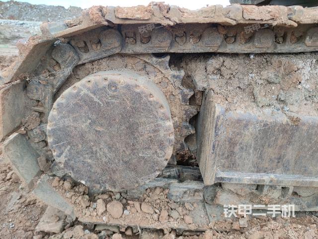 右驱动轮(行走机构) 右驱动轮(行走机构)