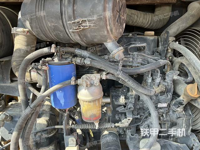 发动机整体俯视(整机外观) 发动机整体俯视(整机外观)