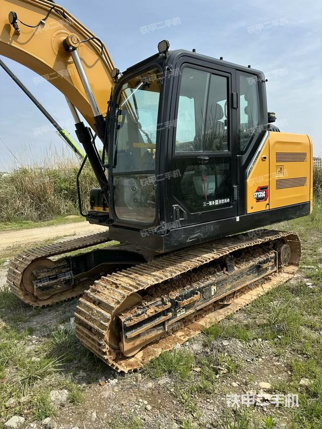 驾驶室整体(整机外观) 驾驶室整体(整机外观)