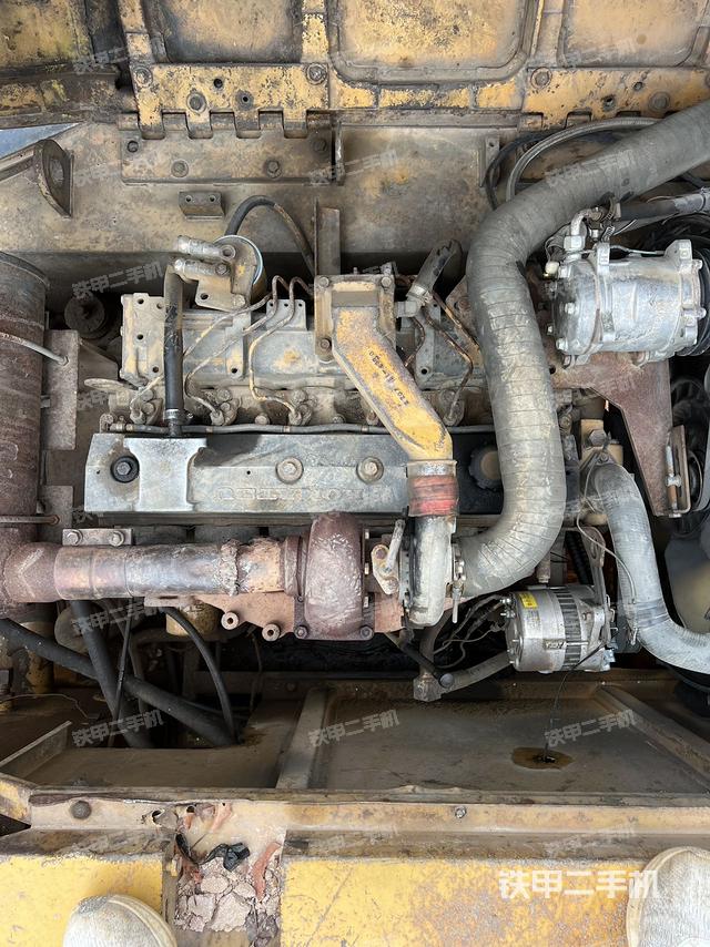 发动机整体俯视（整机外观）