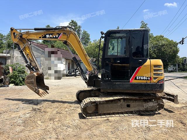 三一重工SY55C-10挖掘機(jī)
