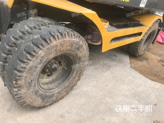 右侧履带整体 (行走机构) 右侧履带整体 (行走机构)