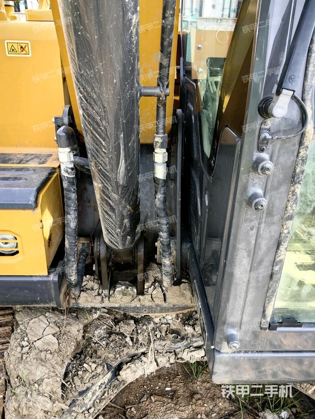 大臂根部 斜（工作和回转装置）