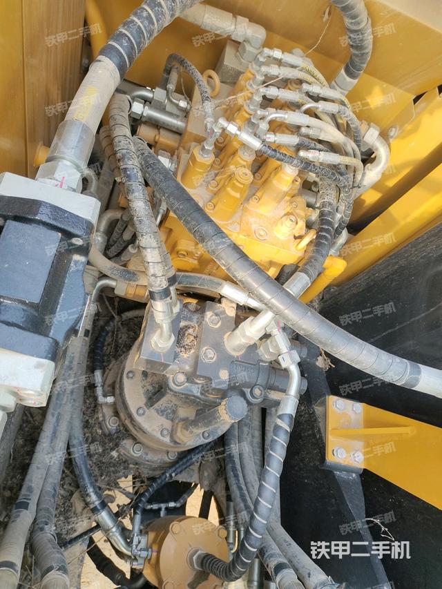 回转马达(上车部件) 回转马达(上车部件)