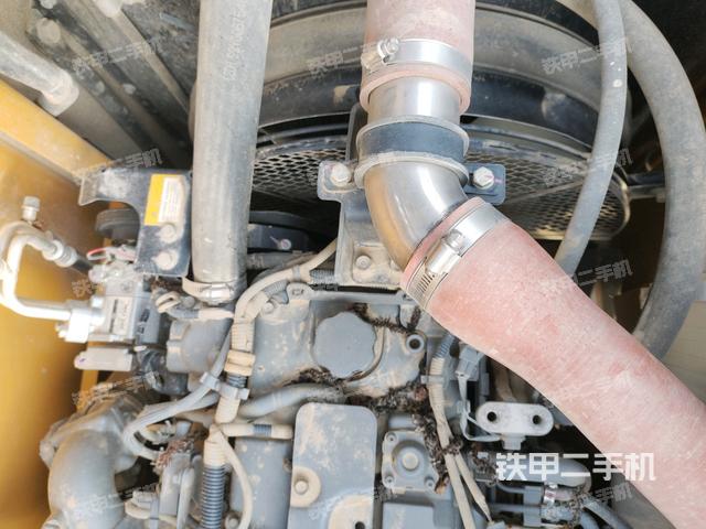 水箱+风扇特写(上车部件) 水箱+风扇特写(上车部件)