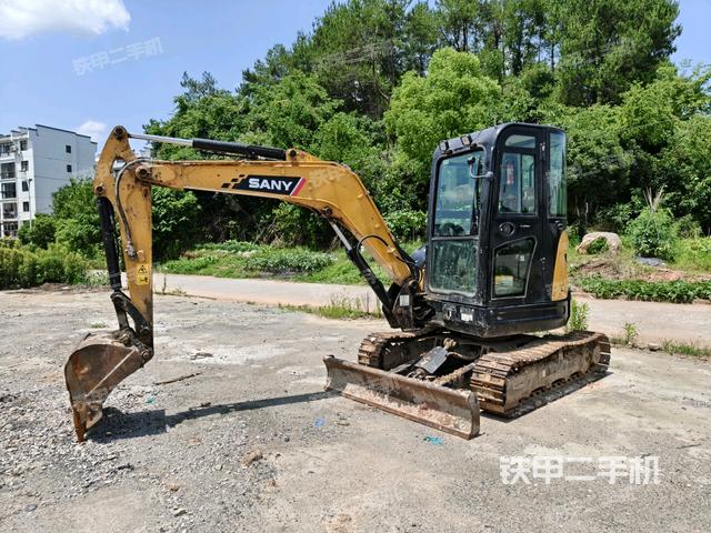 三一重工SY35U挖掘機(jī)