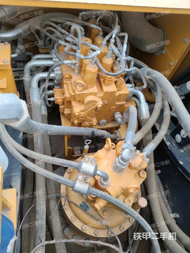 回转马达(上车部件) 回转马达(上车部件)