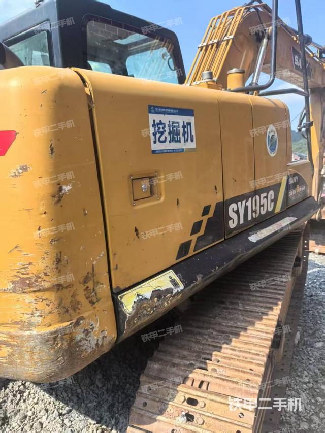 整机右后45°(整机外观) 整机右后45°(整机外观)