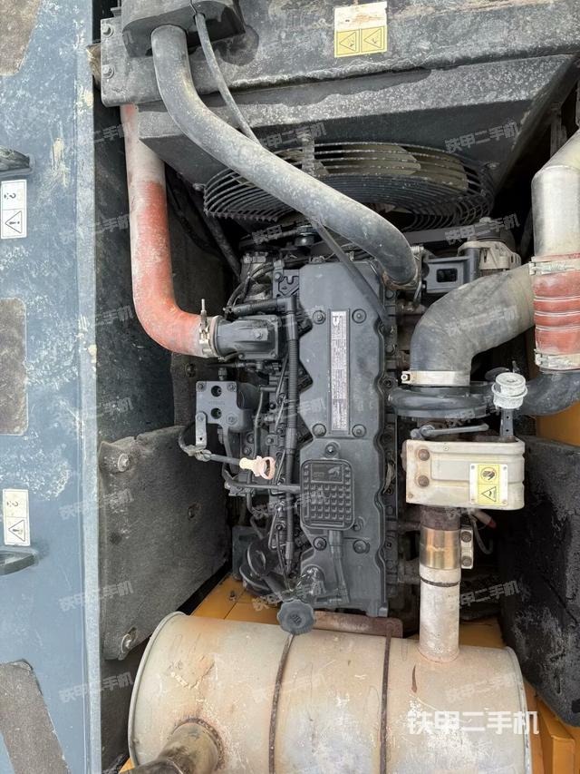 发动机整体俯视（整机外观）