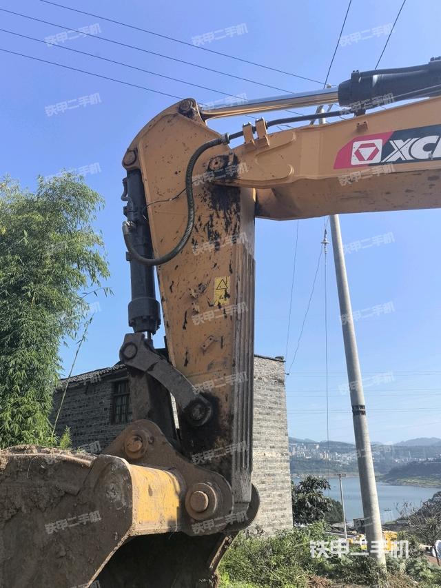大臂整體?右側(cè)(工作和回轉(zhuǎn)裝置) 大臂整體?右側(cè)(工作和回轉(zhuǎn)裝置)