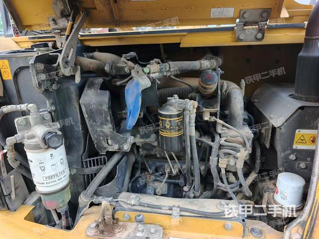 发动机整体俯视(整机外观) 发动机整体俯视(整机外观)