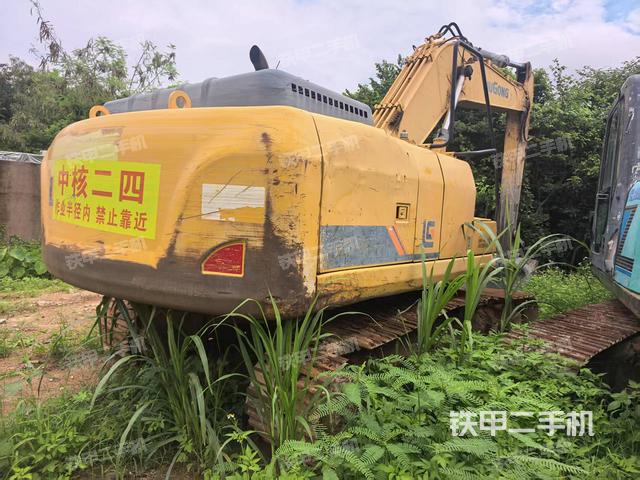 整机右后45°(整机外观) 整机右后45°(整机外观)