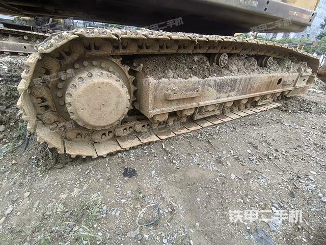 單側履帶整體（整機外觀）