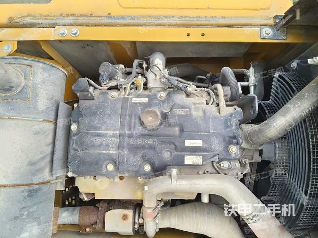 发动机整体俯视(整机外观) 发动机整体俯视(整机外观)