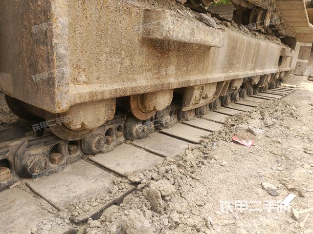 左侧行走马达盖板(行走机构) 左侧行走马达盖板(行走机构)