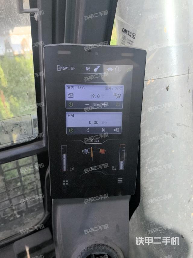 顯示屏?(駕駛室部分) 顯示屏?(駕駛室部分)