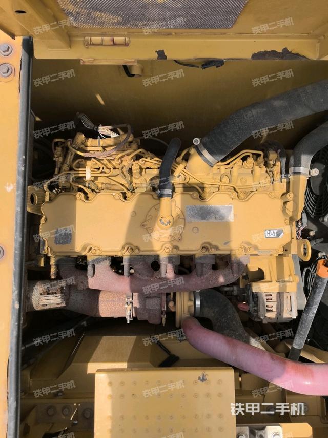 发动机整体俯视（整机外观）