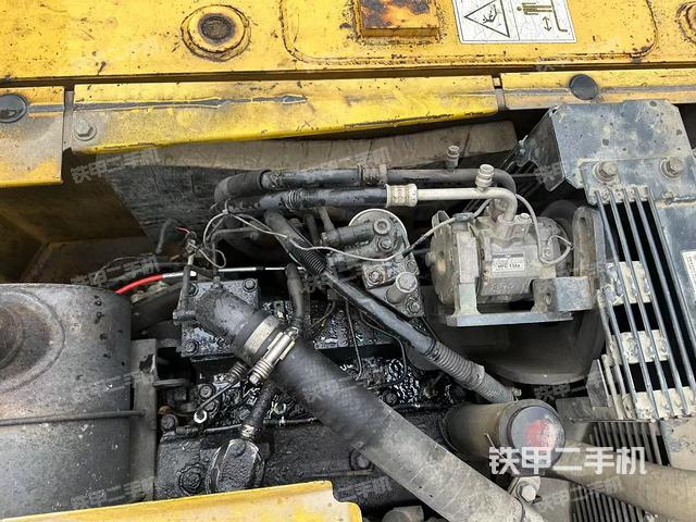 发动机整体俯视(整机外观) 发动机整体俯视(整机外观)